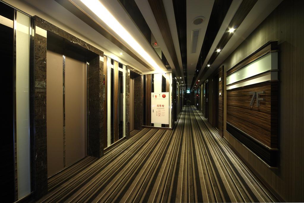 宜都大飯店 Idol Hotel Kaohsiung Exterior photo